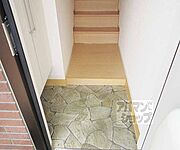 靴箱の下にもスペース確保してます