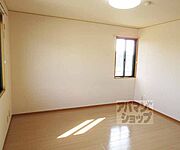 明るいお部屋です