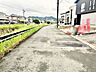 外観：前面道路含む現地写真