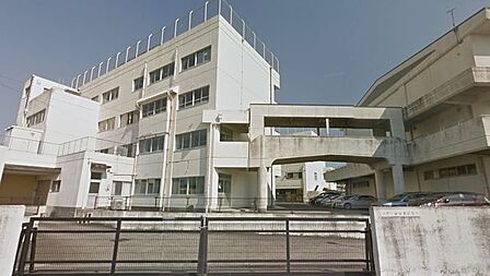 中野小学校中野小学校 1310m