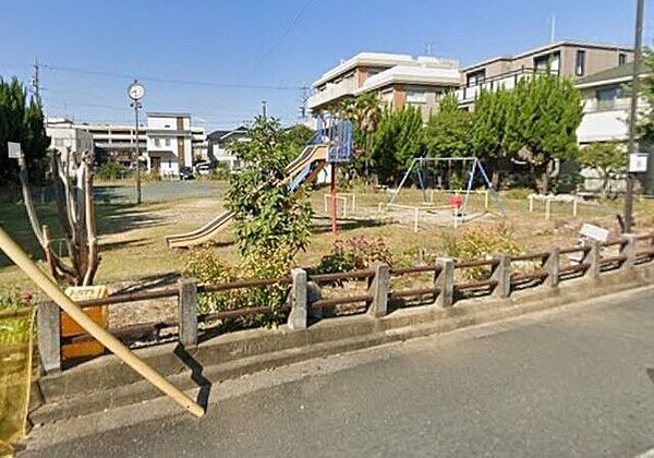 周辺を拡大表示