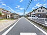 外観：前面道路含む現地写真
