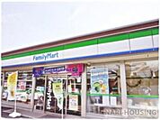 ファミリーマート立川上砂町店 195m