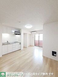 ミルト・ラフレシール 103 1階1LDKのリビング/ダイニング