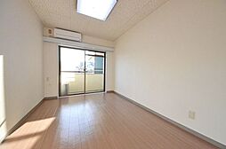 JR中央線 八王子駅 バス17分 中野北小下車 徒歩5分の賃貸アパート 1階1Kのリビング/ダイニング