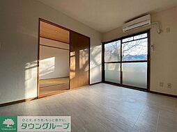 リバーサイドハイム 202 2階2DKのリビング/ダイニング