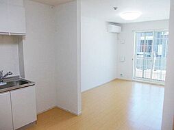 JR中央線 立川駅 バス30分 薬師前下車 徒歩4分の賃貸アパート 1階1LDKのリビング/ダイニング