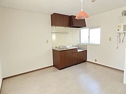 メゾン・ルピネス 202 2階2DKのリビング/ダイニング