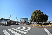 駅前 399m