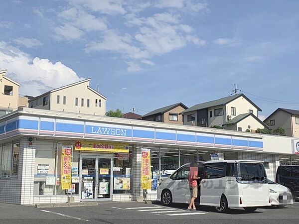 画像23:ローソン　生駒壱分インター店まで840メートル