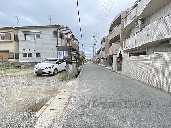 画像13:前面道路