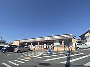 セブンイレブン　大和高田上大谷店まで850メートル