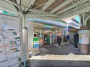 ファミリーマート　近鉄橿原神宮前駅店まで1100メートル