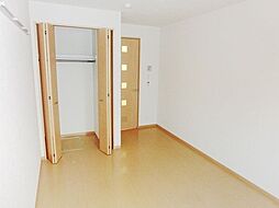 メゾンリュミエール 205 2階1Kのリビング/ダイニング