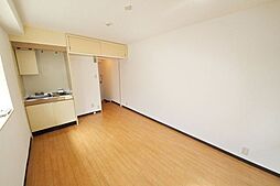 JR総武線 高円寺駅 徒歩4分の賃貸マンション 1階ワンルームのリビング/ダイニング