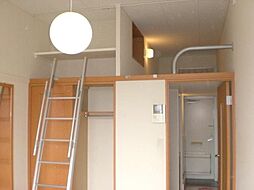 レオパレス三鷹深大寺 104 1階1Kのリビング/ダイニング