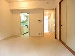 井の頭パーク・プラザ 108 1階3LDKのリビング/ダイニング