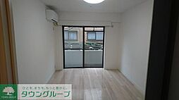 第1ビューラー方南 201 2階1Kのリビング/ダイニング