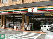 セブンイレブン中野中央4丁目店 徒歩3分。コンビニ 180m