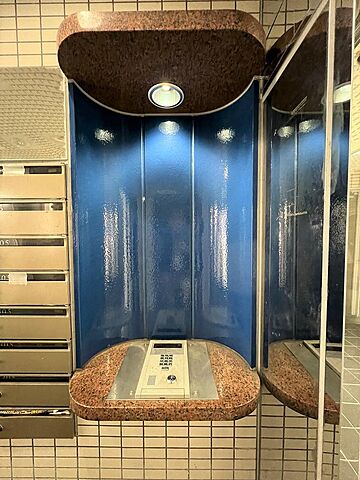 エントランス ラ・パルフェ・ド・コリドール 7階/-