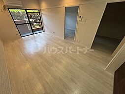 JR総武線 平井駅 徒歩10分の賃貸マンション 1階3LDKのリビング/ダイニング