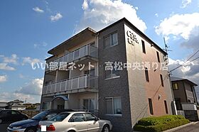 casa稲木 302 ｜ 香川県善通寺市稲木町974-1（賃貸マンション2LDK・3階・66.47㎡） その1