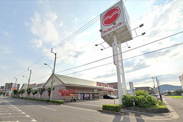 画像22:【スーパー】マルヨシセンター 松縄店まで412ｍ