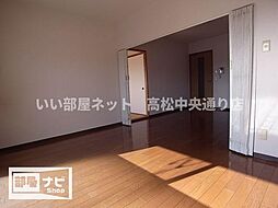 居間