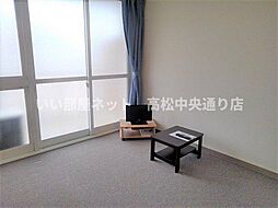 居間