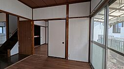 居間