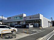 スーパー「業務スーパー函南店まで721m」