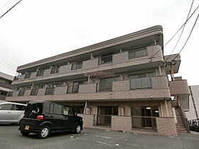 オーシャンVI 303 ｜ 福岡県久留米市御井旗崎4丁目6-13（賃貸アパート1DK・3階・35.10㎡） その1