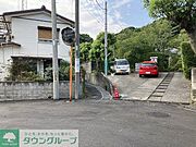 宅外駐車場入り口