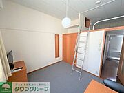 ※同タイプの物件の写真です。（2階カーペット）