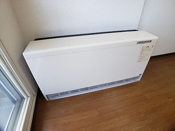 画像14:電気暖房です。札幌の寒い冬もこれで大丈夫！