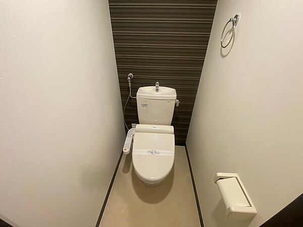 画像11:こちらはトイレです。清潔感があり、安心して使用できます。