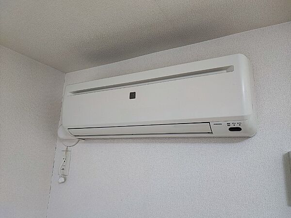 画像19:エアコンもあり暑い夏もこれで快適ですよ〜