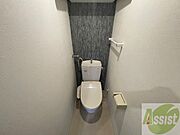 ウォシュレット機能がついたトイレ。安心して使用できますね。