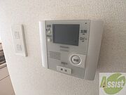 インターホンで来客確認ができます。安心ですね。