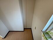 こちらに冷蔵庫を置けます。調理時の動線もばっちり効率的。