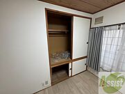 こちらは収納です。物をしまう事ができますね！