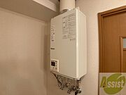 給湯器は簡単操作で温度調整ができますよ。