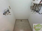 給湯器は簡単操作で温度調整ができますよ。