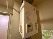 給湯器は簡単操作で温度調整ができますよ。