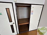 収納もバッチリあるのでお部屋が片付きますよ！
