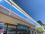 ローソン札幌大通西十九丁目店 53m