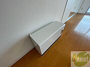 電気暖房です。冬場の寒い日でも安心ですね～
