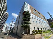 社会医療法人秀眸会大塚眼科病院 195m