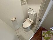 トイレです。ウォシュレット付を探している方、おすすめです。