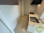 こちらに冷蔵庫を置けます。調理時の動線もばっちり効率的。